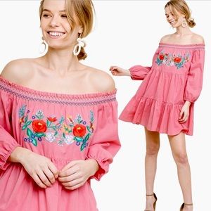 Umgee Pink Embroidered Cold Shoulder Dress Size Small $35